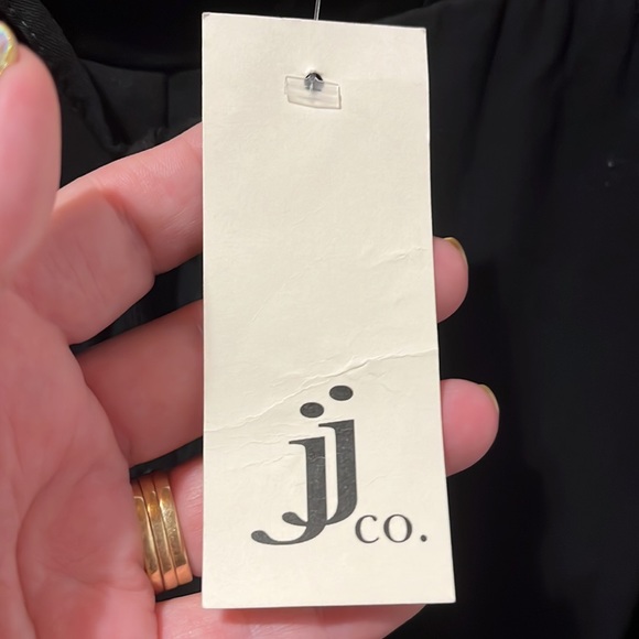 JJ co Black Cargo Pants. 28.5-ish inseam NWT 16 - Picture 6 of 6